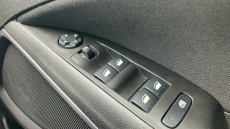 Vauxhall Crossland 1.2 SE 5dr Petrol Hatchback